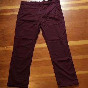 Men’s cotton burgundy pants